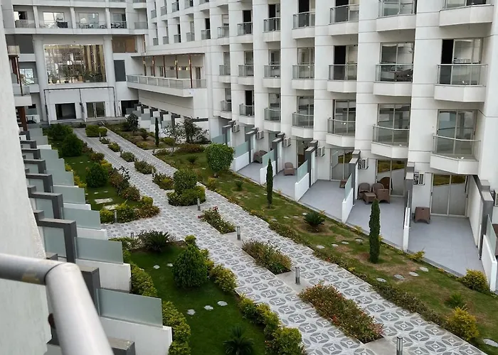 Luxury Seaview With Pool Scandic Gurdaka