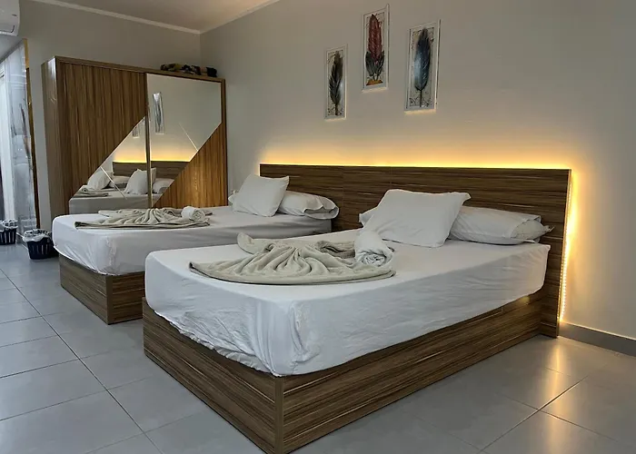 Luxury Seaview With Pool Scandic Apartmanhotel 3*