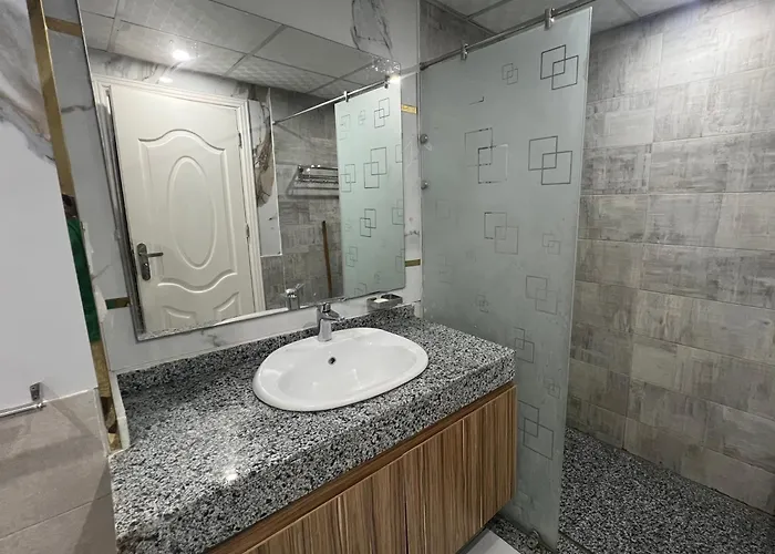 Luxury Seaview With Pool Scandic Apartmanhotel 3*