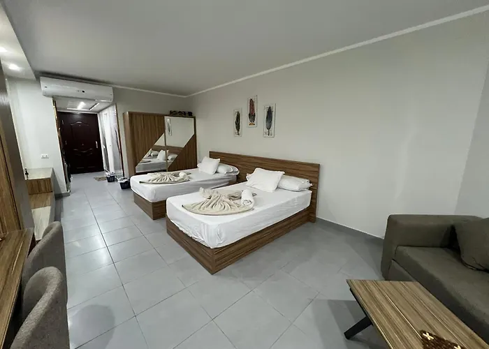 Apartmanhotel Luxury Seaview With Pool Scandic 3*
