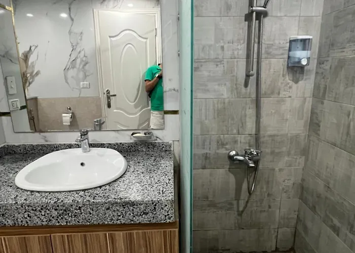 Luxury Seaview With Pool Scandic Apartmanhotel Gurdaka