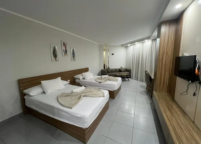 Luxury Seaview With Pool Scandic Apartmanhotel