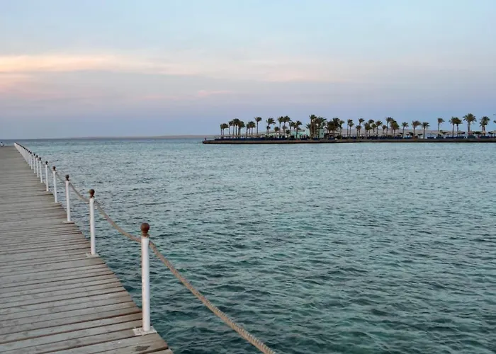 Luxury Seaview With Pool Scandic 3* Gurdaka